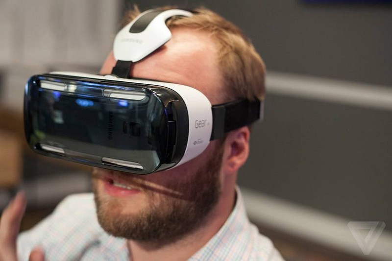 Gogle Galaxy Gear VR mają problem z przegrzewaniem. Maksymalnie 25 minut gry?